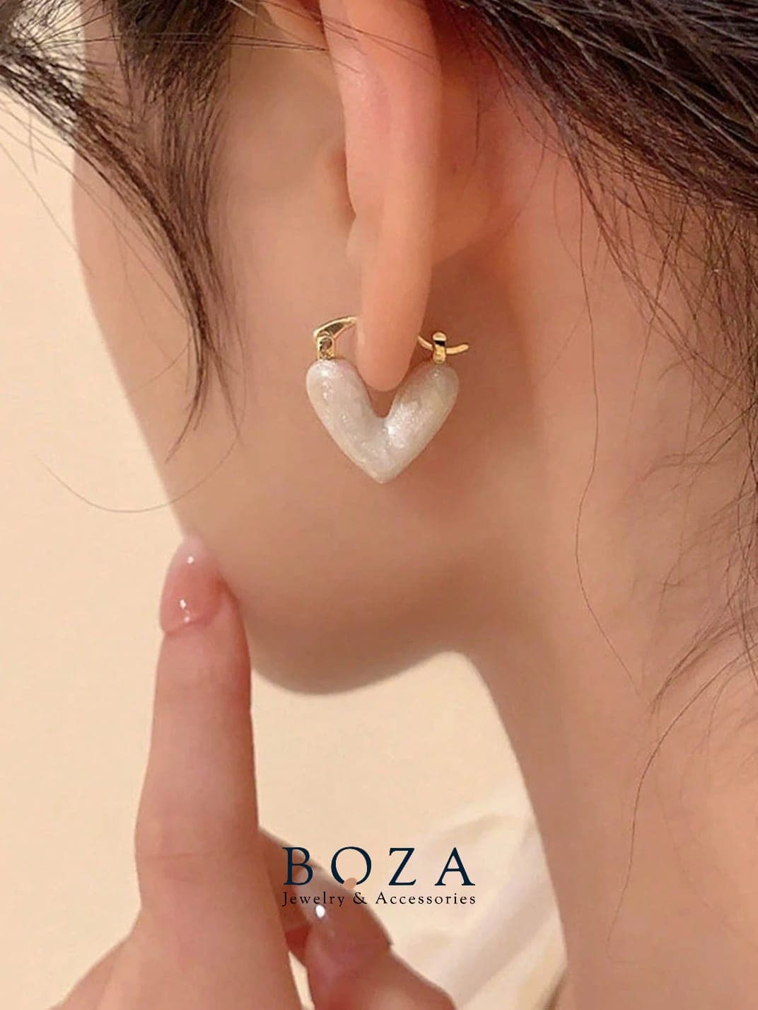 Серьги BOZA крупным планом
